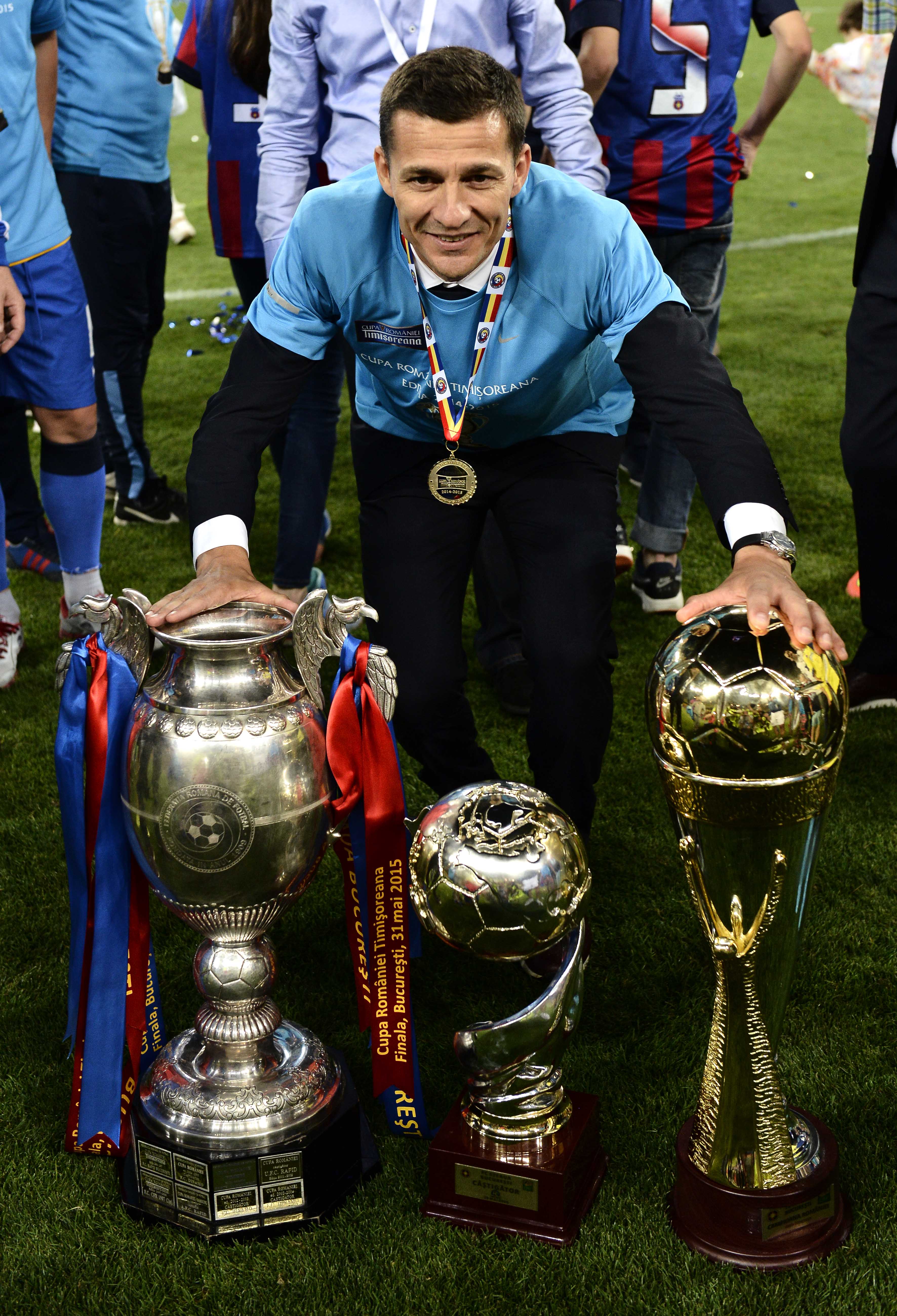 Constantin Gâlcă a intrat în istoria fotbalului românesc, fiind singurul tehnician care a reușit tripla istorică: Campionat, Cupa României și Cupa Ligii