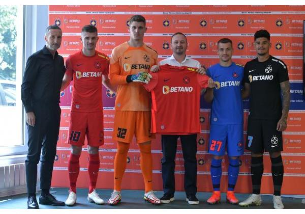 Betano, sponsor principal FCSB! Noile echipamente Nike au fost lansate
