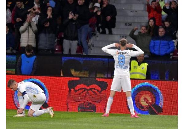 Se joacă!