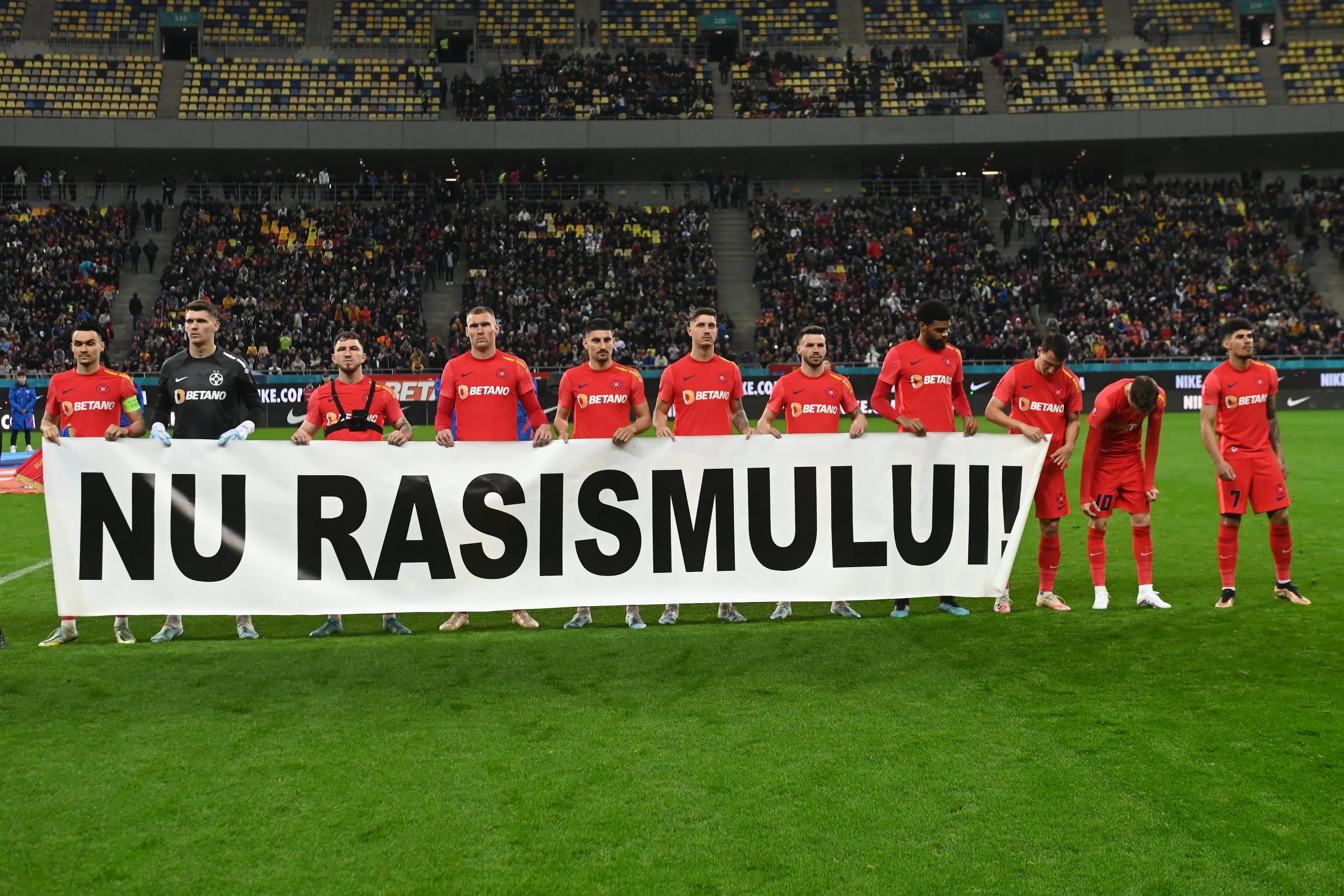 FCSB spune NU rasismului!>